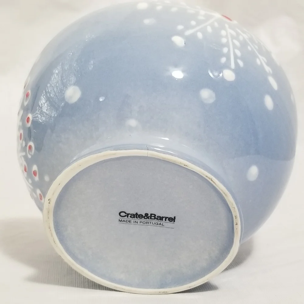 Crate & Barrel “Snowy” Winter Bowl – Portugal